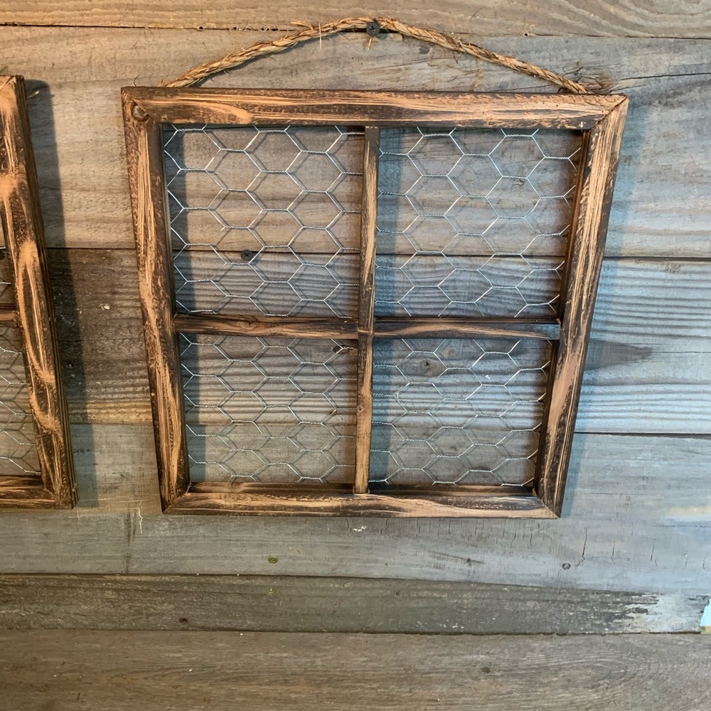 Set Of 2 Farmhouse Chicken wire Frames - Picture 3 of 4